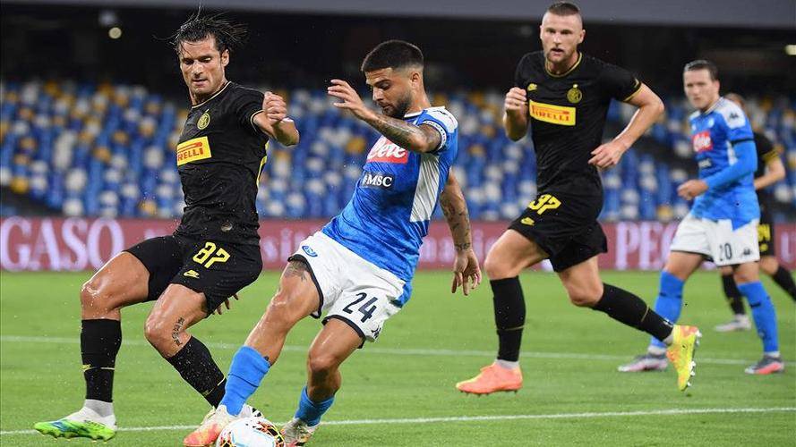 厚重的舞美 厚重的舞美